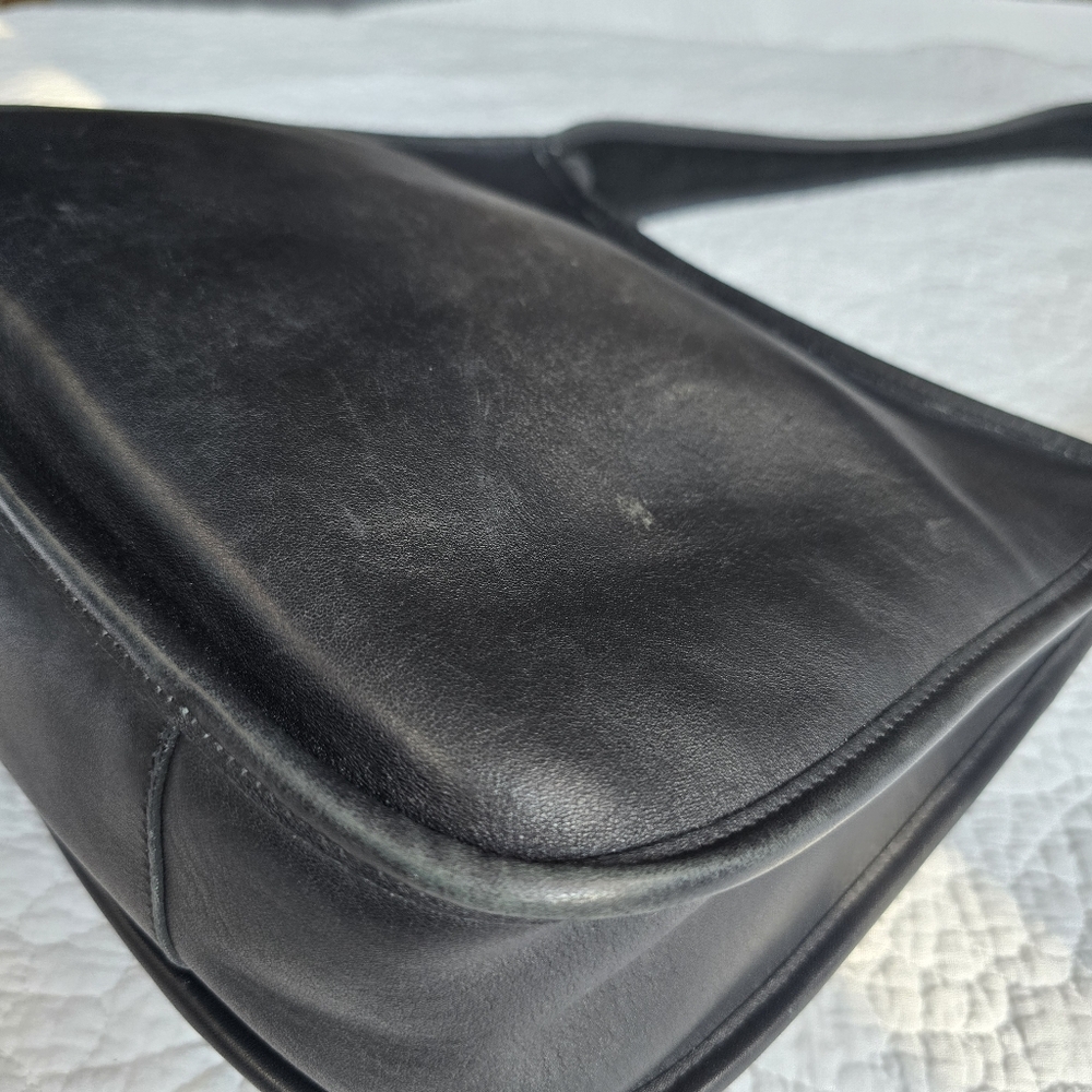 Coach Vintage Taft 9980 Black Leather Turnlock Crossbody Shoulder Bag - Picture 9 of 16